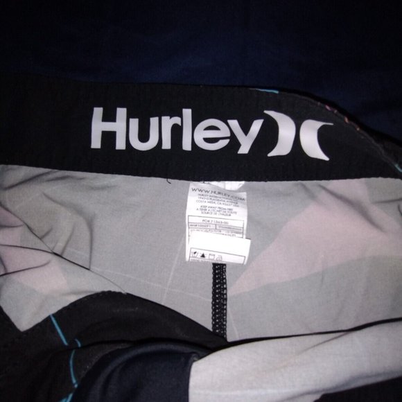 Hurley ®🔥Geometric Multicolor Board Shorts / Swim Trunks Men's‎ 34 Pool Beach - Picture 2 of 5